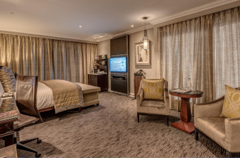 Intercontinental Hotel Suites