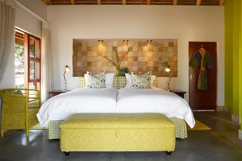 Jacis Sabi House Bedrooms