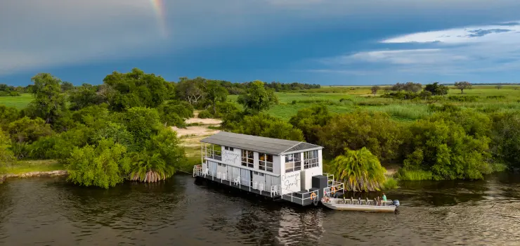 Okavango Spirit Houseboat, Botswana