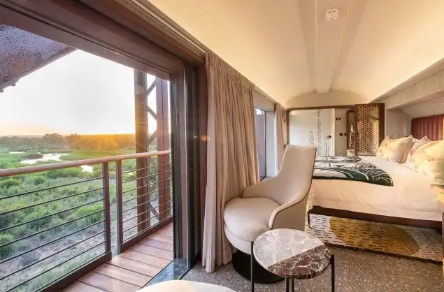 A suite aboard the Kruger Shalati
