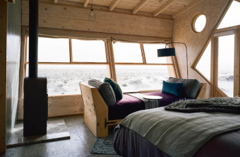 Room interior, Shipwreck Lodge
