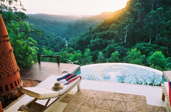 Tima Moon is a romantic retreat in the mountains of north east South Africa