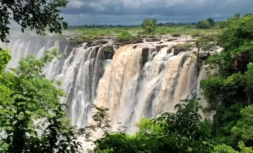 6 Night Vic Falls, Chobe & Safariboat adventure