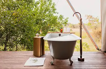 Bathtub set up at Tuludi