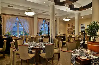Restaurant at Commodore Hotel