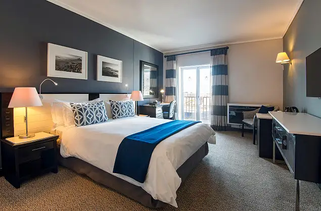 The Commodore Hotel luxury rooms