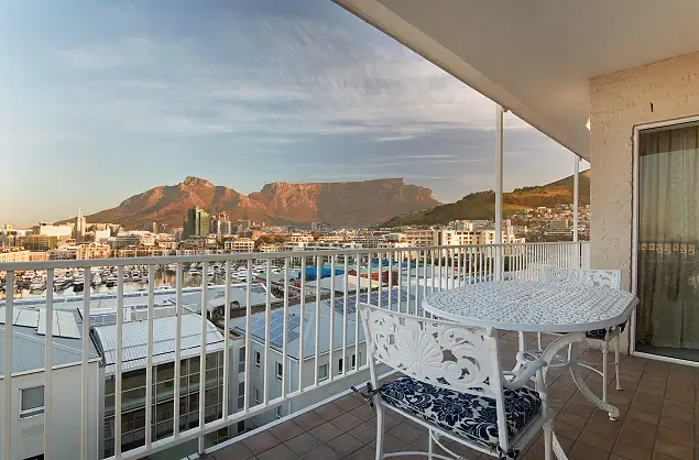 Gorgeous views of Table Mountain from your balcony