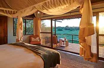 Room interior, Le Roo La Tau, Botswana