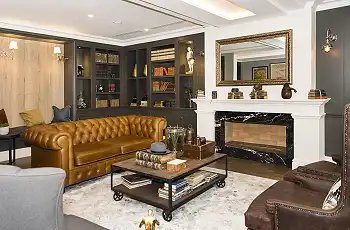 Lounge at the Weinberg Hotel