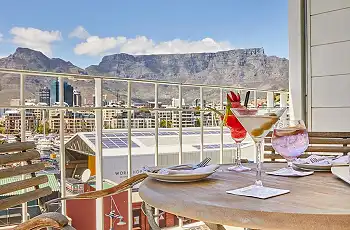 View of Table Mountain, Queen Victoria Hotel