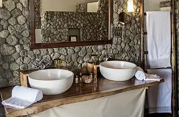 Bathroom Interior, Chem Chem Lodge