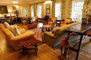 The Lounge area at Reilly’s Rock Hilltop Lodge