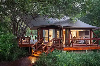 Tent exterior, Tuli Safari Lodge