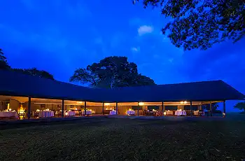 Dining Tent at Governors Mara