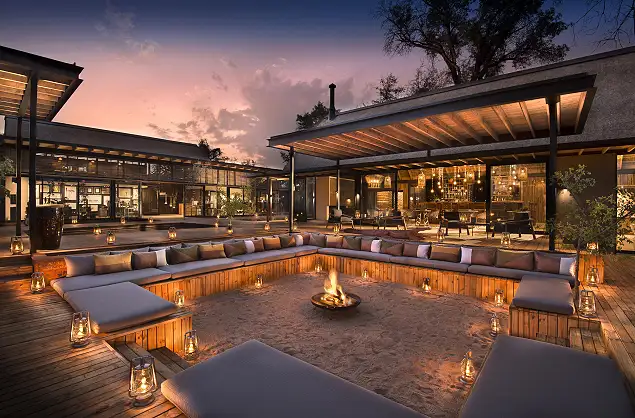 Relax in the main area at Lion Sands River Lodge