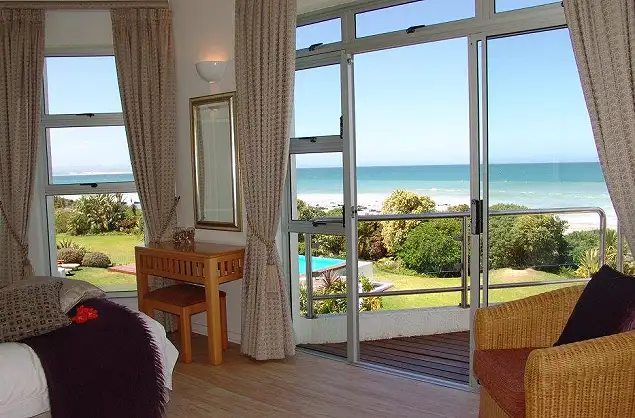 Beautiful beach views from Diaz 15 Guest House