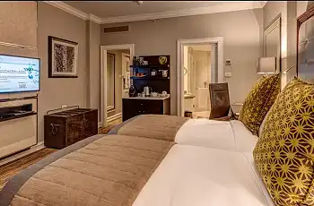 Room interior, Airport Sun Inter Continental, OR Tambo