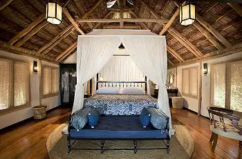 Beautiful open plan rooms overlooking the ocean at Benguerra Island Resort