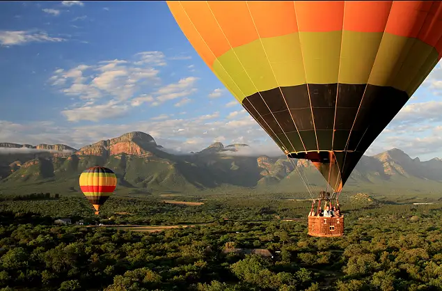Stunning views over the Blyde River Canyon and Greater Kruger
