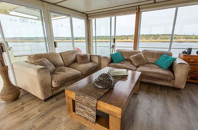 Uninterupted views on the lounge deck on the Pangolin Voyager