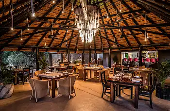 SabiSabi Bush Lodge dining area