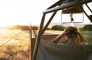 Luxury bush showers in each tent, Samara Plains Camp