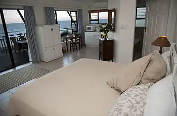 Fairlight Beach House Rooms