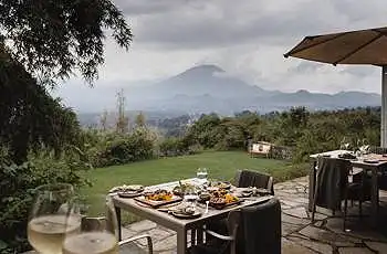 Breakfast at Wilderness Sabinyo 