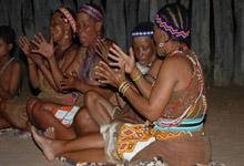Women singing Women singing
