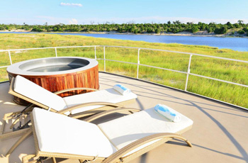 Plunge Pool on the Chobe Princess Houseboat