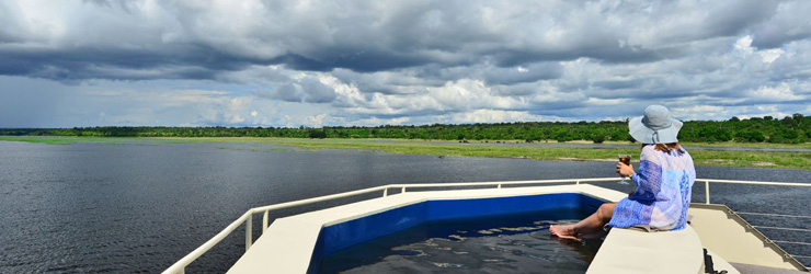 Plunge Pool on Zambezi Queen Houseboat