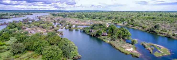 Sindabezi upstream of Victoria Falls is a romantic bush honeymoon destination